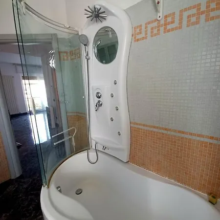 Lusso Apartment *